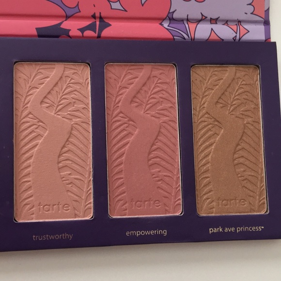 Target Empower Flower Eyeshadow Palette - Picture 5 of 6